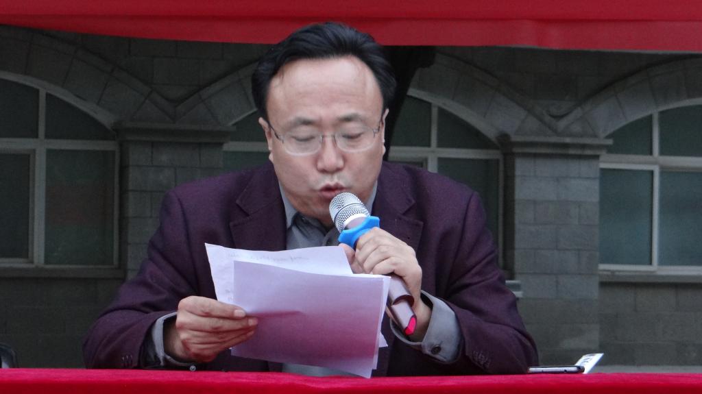 黄巨国校长讲话