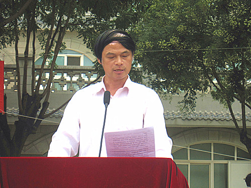 李化才副校长发表了热情洋溢的讲话