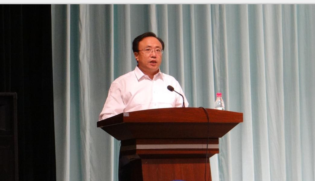 延大附中黄校长讲话